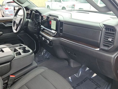 Used 2024 GMC Sierra 1500 Elevation w/ X31 Off-Road Package image 26