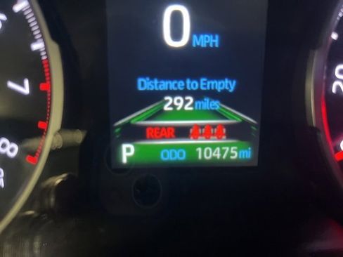 Used 2021 Toyota RAV4 XLE Premium image 15