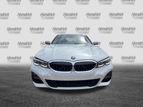 Used 2019 BMW 330i Sedan w/ M Sport Package RWD image 3