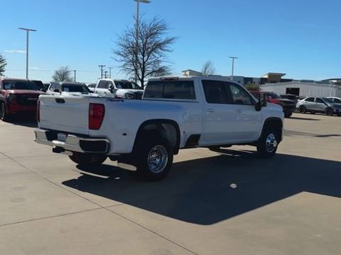 New 2026 Chevrolet Silverado 3500 LT w/ Safety Package image 8