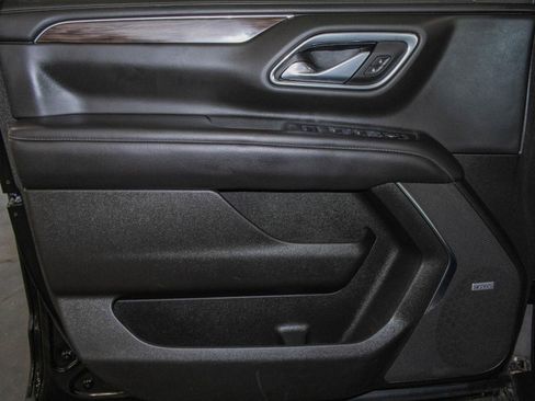 Used 2021 Chevrolet Tahoe Z71 w/ Luxury Package image 10