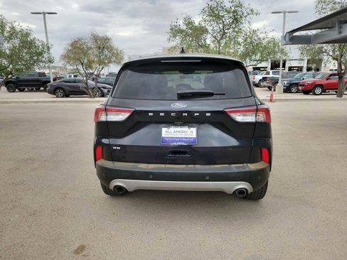 Used 2021 Ford Escape SE w/ Cold Weather Package image 7