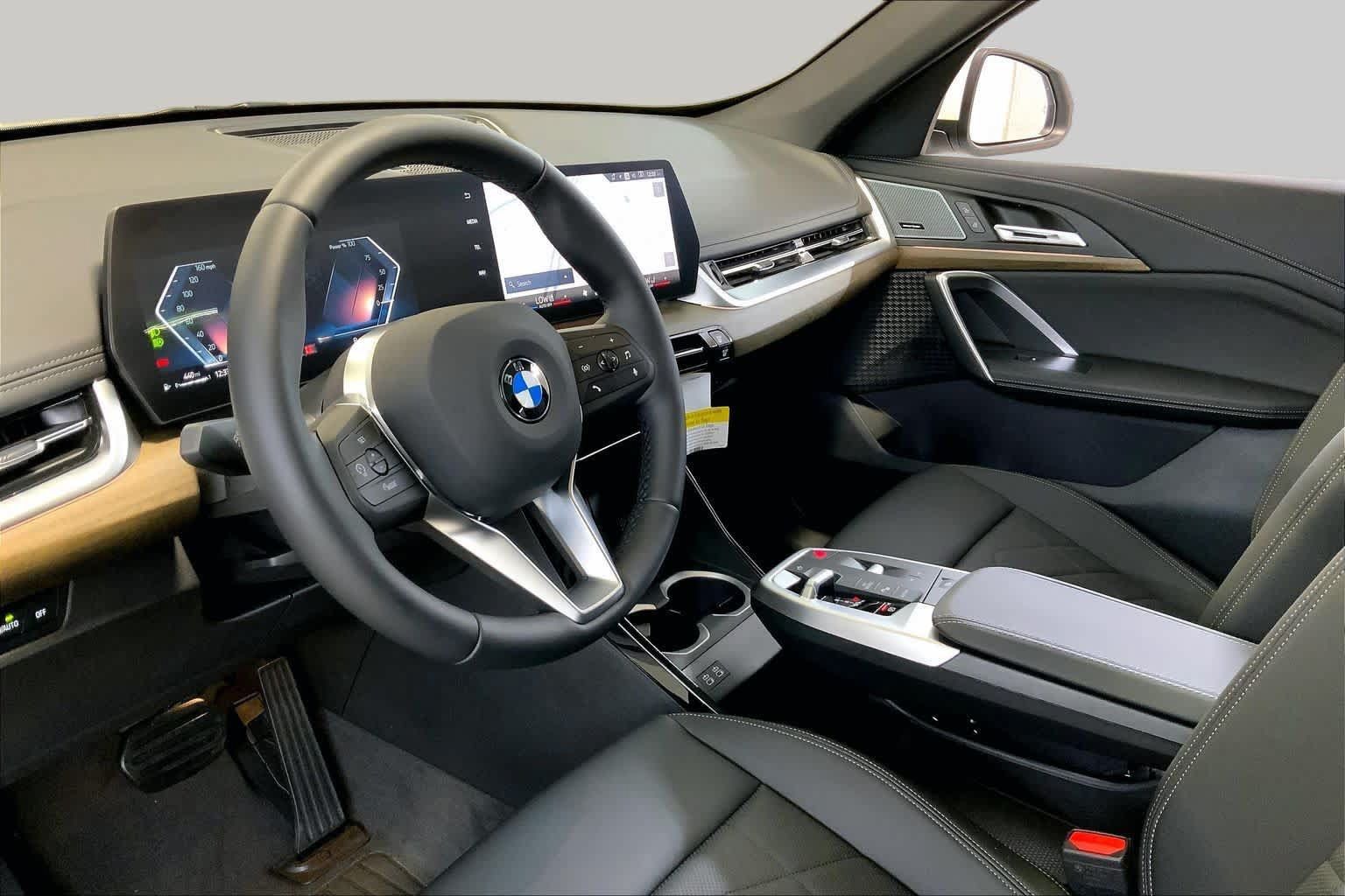 New 2027 BMW X1 xDrive28i AWD/4WD image 8