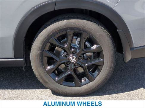 Used 2024 Honda HR-V Sport image 11