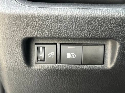 Used 2024 Toyota RAV4 AWD Hybrid image 17
