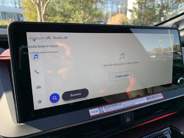 New 2025 Toyota Prius Plug-In Hybrid FWD image 21