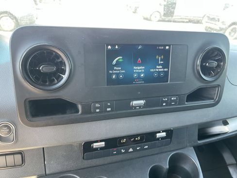 Used 2020 Mercedes-Benz Sprinter 3500 w/ Driver Convenience Package image 9