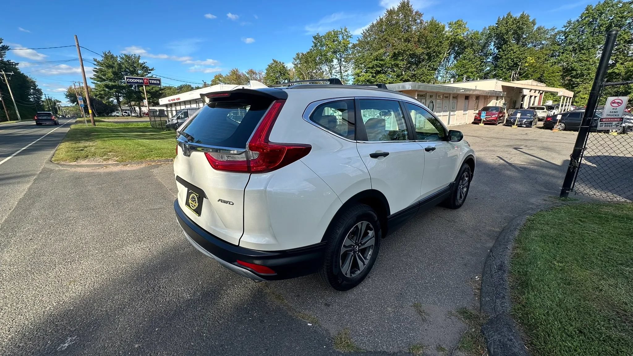 Used 2018 Honda CR-V LX image 5