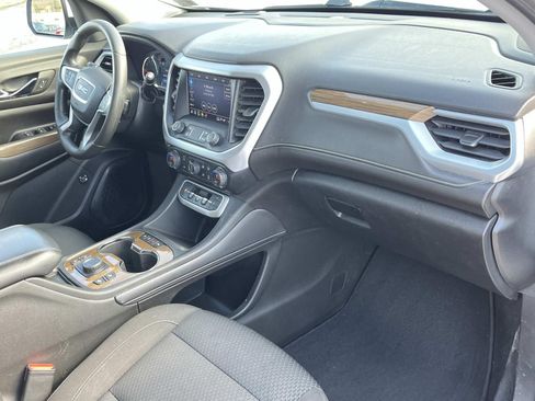 Used 2023 GMC Acadia SLE w/ Driver Convenience Package FWD image 26