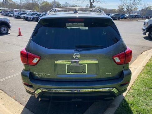 Used 2019 Nissan Pathfinder S image 32