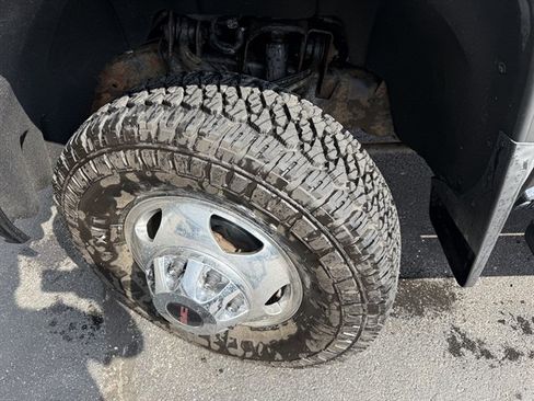 Used 2019 GMC Sierra 3500 Denali w/ Duramax Plus Package AWD/4WD image 35