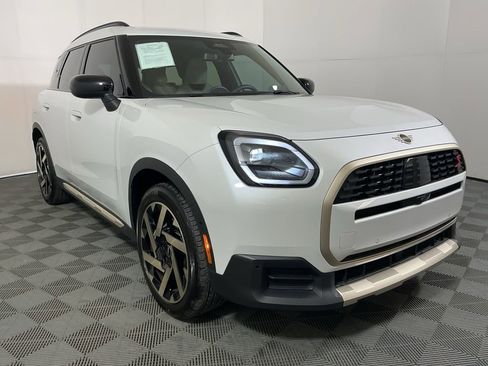 Certified 2025 MINI Cooper Countryman S image 4