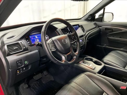 Used 2023 Honda Passport TrailSport image 8