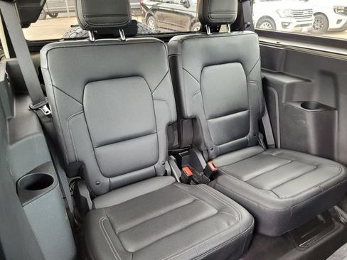 Used 2025 Ford Bronco Badlands AWD/4WD image 13