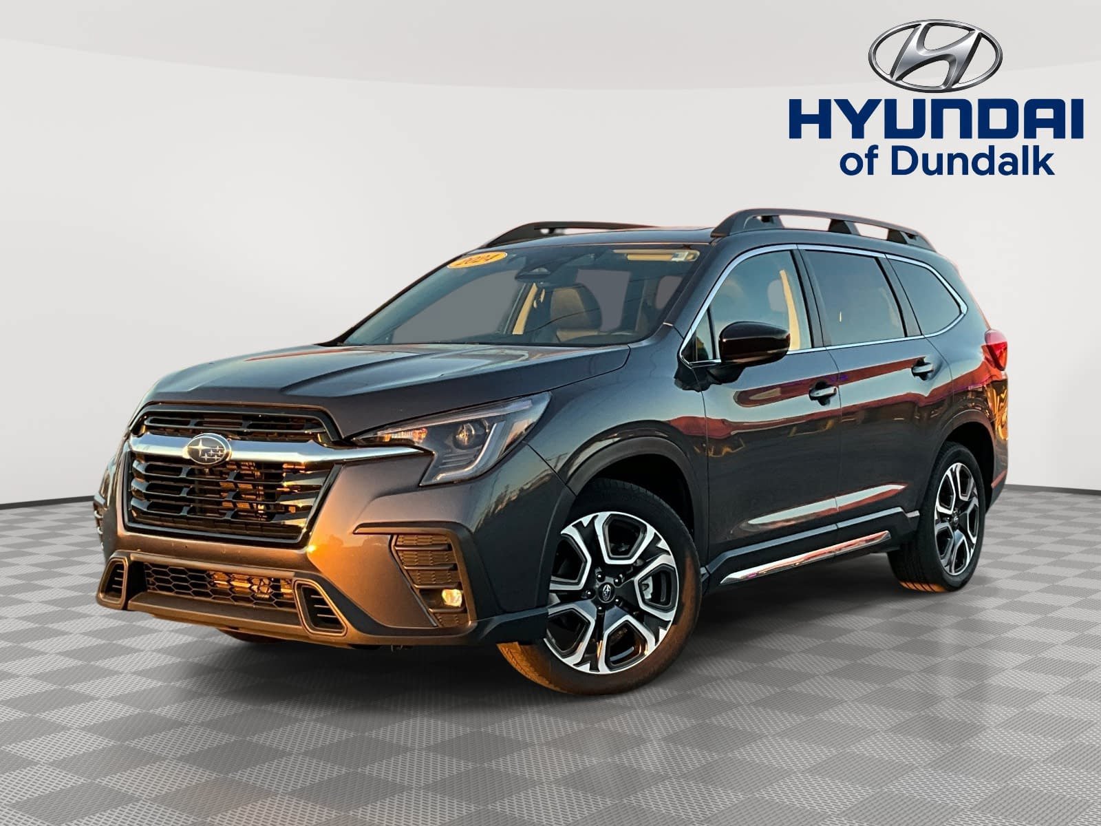 Used 2024 Subaru Ascent Limited w/ Technology Package AWD/4WD image 5