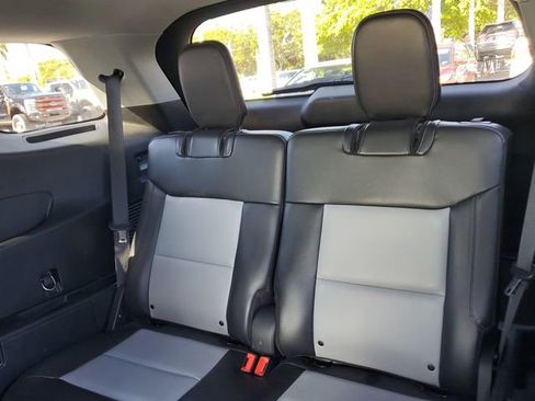 Used 2023 Ford Explorer XLT w/ Equipment Group 202A image 18