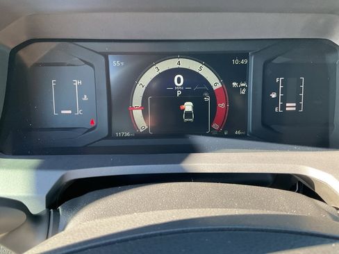 Used 2025 Toyota Tacoma SR5 image 9