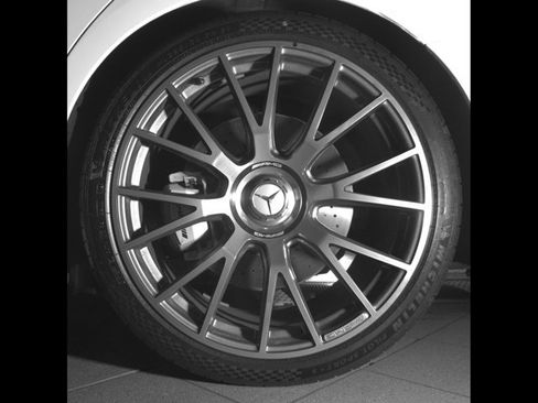 Used 2026 Mercedes-Benz E 53 AMG e 4MATIC Sedan image 11