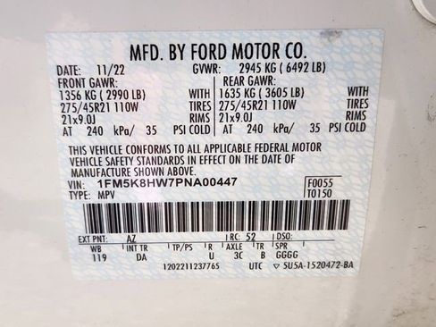 Certified 2023 Ford Explorer Platinum w/ Technology Package AWD/4WD image 28