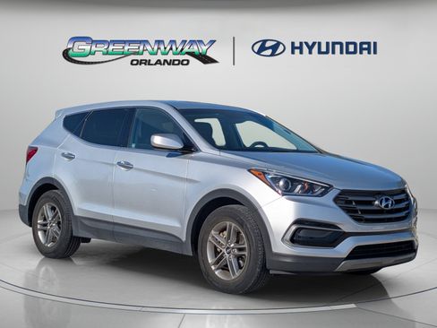 Used 2017 Hyundai Santa Fe Sport FWD image 2