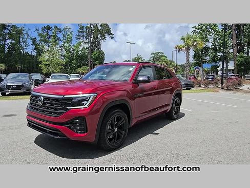 Used 2025 Volkswagen Atlas Cross Sport SEL R-Line AWD/4WD image 22