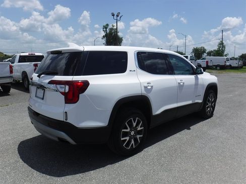 Used 2022 GMC Acadia SLE w/ LPO, Floor Liner Package FWD image 2