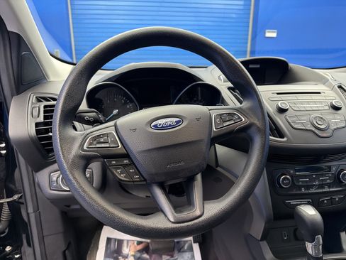 Used 2017 Ford Escape SE image 14
