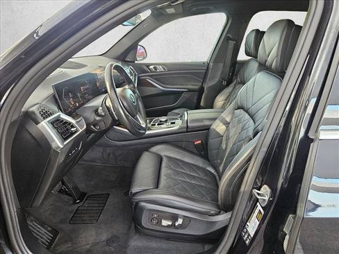 Used 2025 BMW X5 xDrive40i AWD/4WD image 15