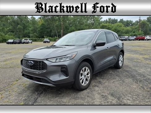 Used 2024 Ford Escape Active AWD/4WD image 1