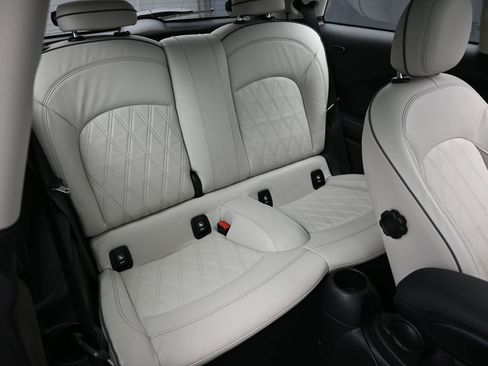 Used 2023 MINI Cooper S w/ Driver Assistance Package image 34