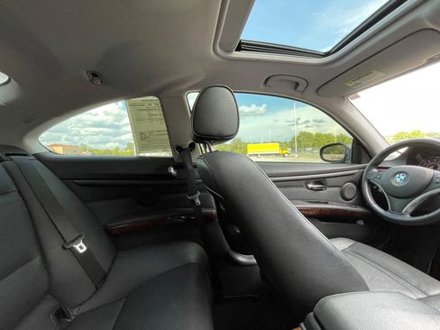 Used 2010 BMW 328i xDrive Coupe AWD/4WD image 23