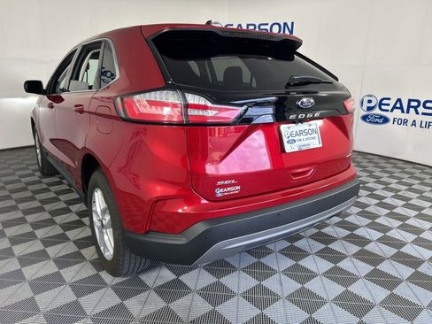 Used 2024 Ford Edge SEL AWD/4WD image 7
