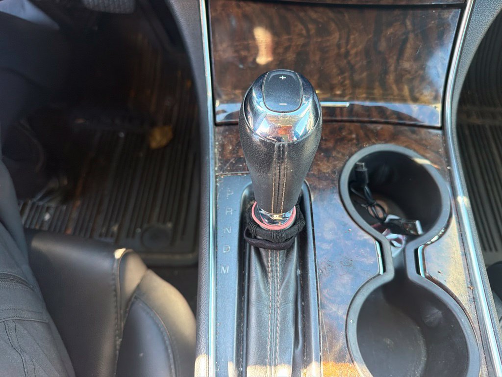 Used 2015 Chevrolet Impala LT FWD image 11