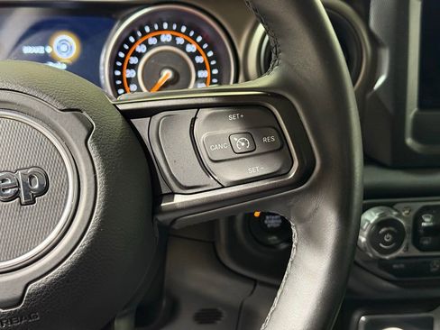 Used 2018 Jeep Wrangler Unlimited Sport S image 22