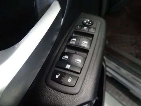 Used 2022 RAM 1500 Big Horn AWD/4WD image 10