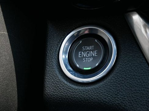Used 2024 Buick Envista Sport Touring w/ Convenience I Package FWD image 21