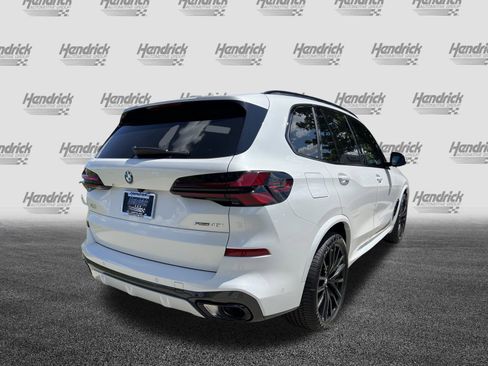 Used 2026 BMW X5 sDrive40i w/ M Sport Package image 9
