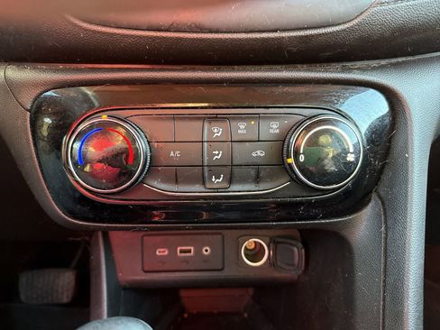 Used 2021 Buick Encore GX Preferred image 18