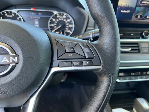 New 2025 Nissan Altima 2.5 SV w/ SV Special Edition Package image 16