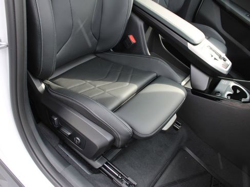 New 2026 BMW X2 xDrive28i image 27