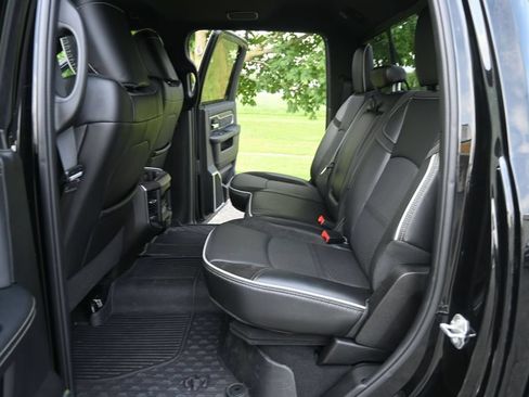 Used 2025 RAM 2500 Laramie AWD/4WD image 24