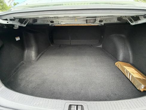 Used 2022 Toyota Corolla LE FWD image 24