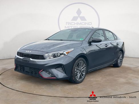 Used 2023 Kia Forte GT-Line w/ GT-Line Technology Package FWD image 7