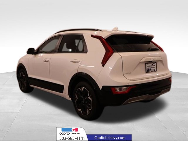 Used 2023 Kia Niro Wind w/ Wind Preserve Package FWD image 5
