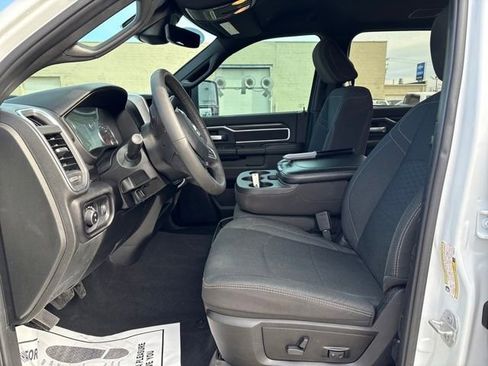 Used 2025 RAM 2500 Big Horn image 8