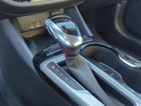 Used 2024 Buick Envista Avenir image 19