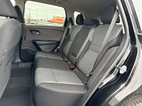 Used 2021 Nissan Rogue SV image 22