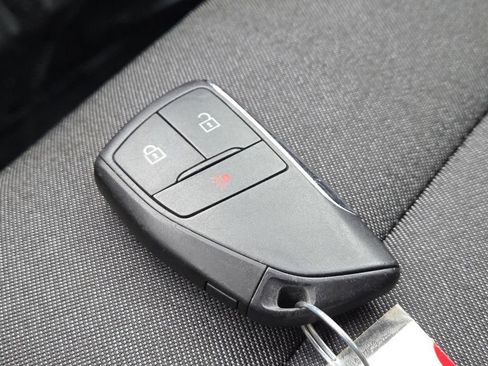 Used 2023 Chevrolet Colorado W/T image 32