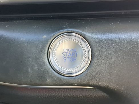 Certified 2025 Genesis GV80 3.5T Prestige image 28