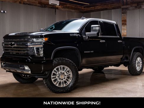 Used 2020 Chevrolet Silverado 3500 High Country w/ Z71 Off-Road Package image 4
